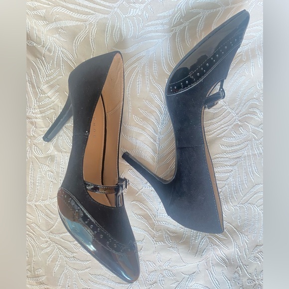 Metaphor Shoes - Metaphor Black Patent Leather Heels Size 7.5